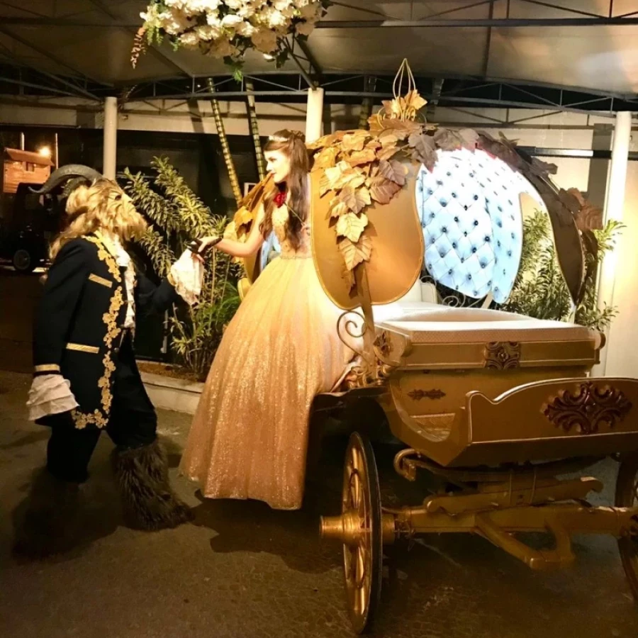 Decoração Carruagem Dourada