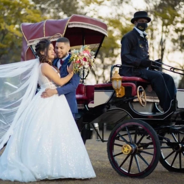 Carruagem Conversível Preta